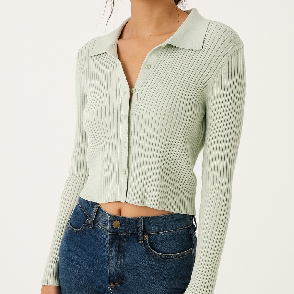 Boutique Muted Green Ribbed Button Up Cardigan with Collared Neckline